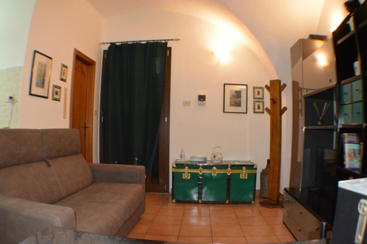 Casa Romeo Villa Adrano Exteriör bild